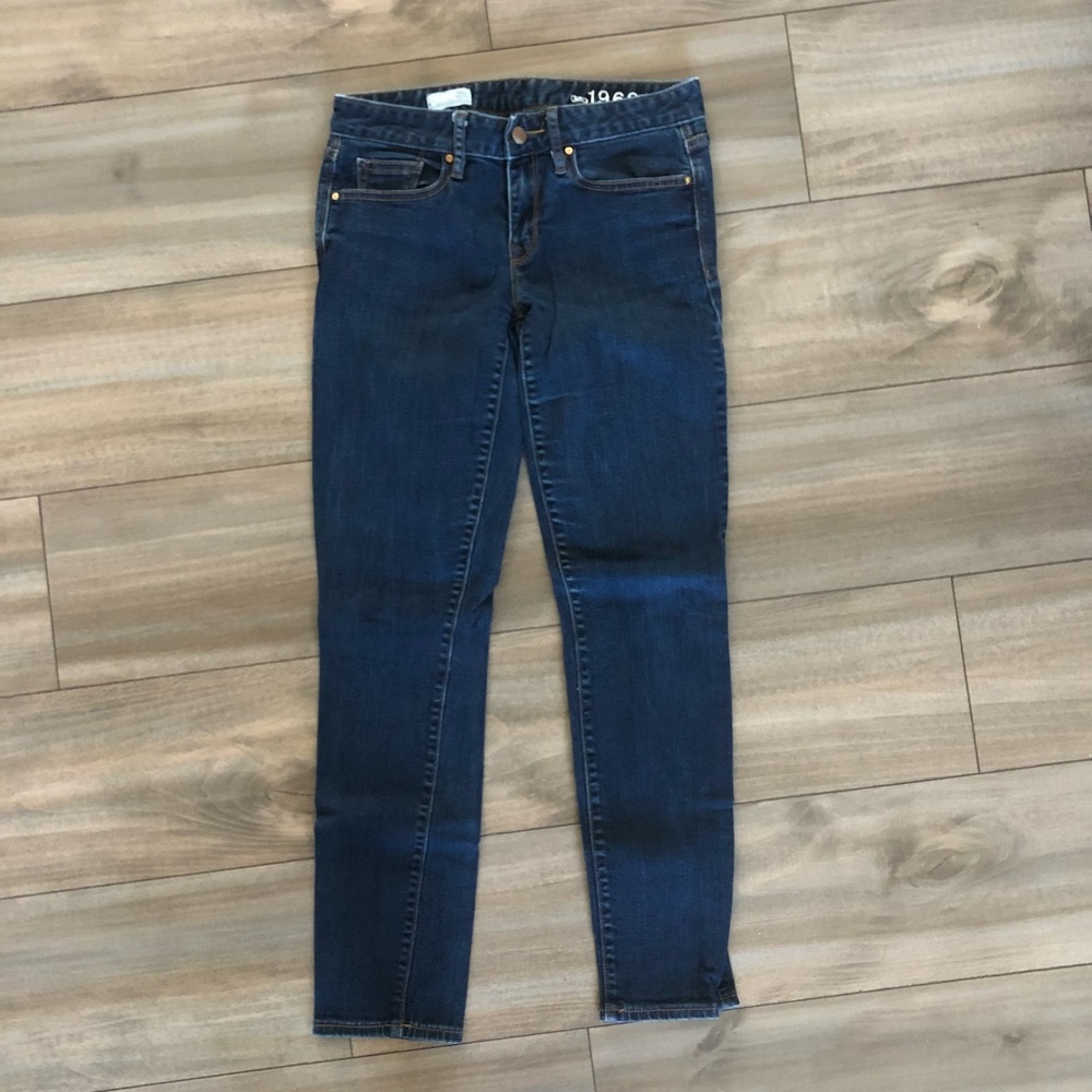 Gap Always Skinny Jeans- Size 26 Regular